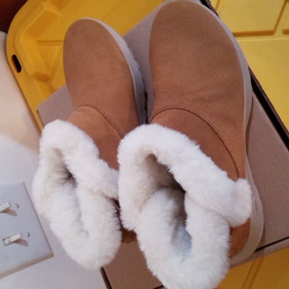 Skechers On-The-Go Joy Bundle Up Bootie size 7 - Picture 11 of 11